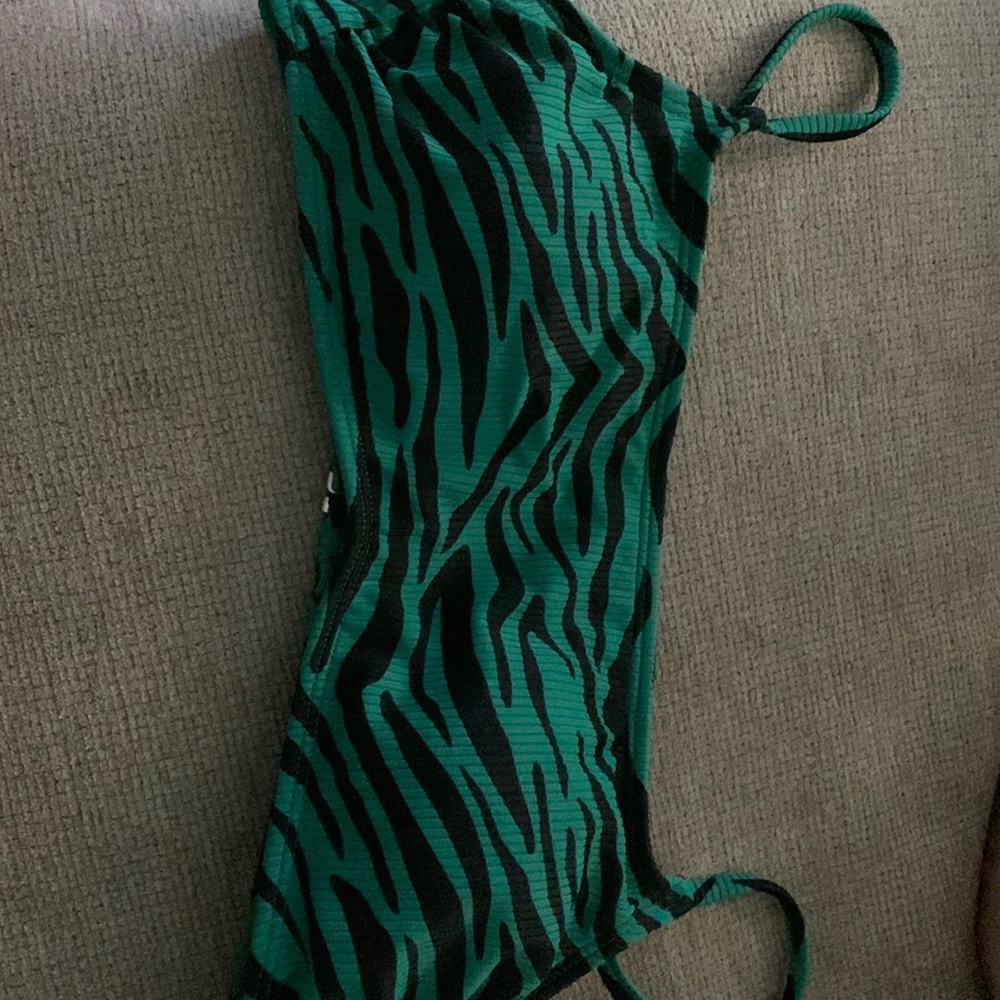 Swim suit top